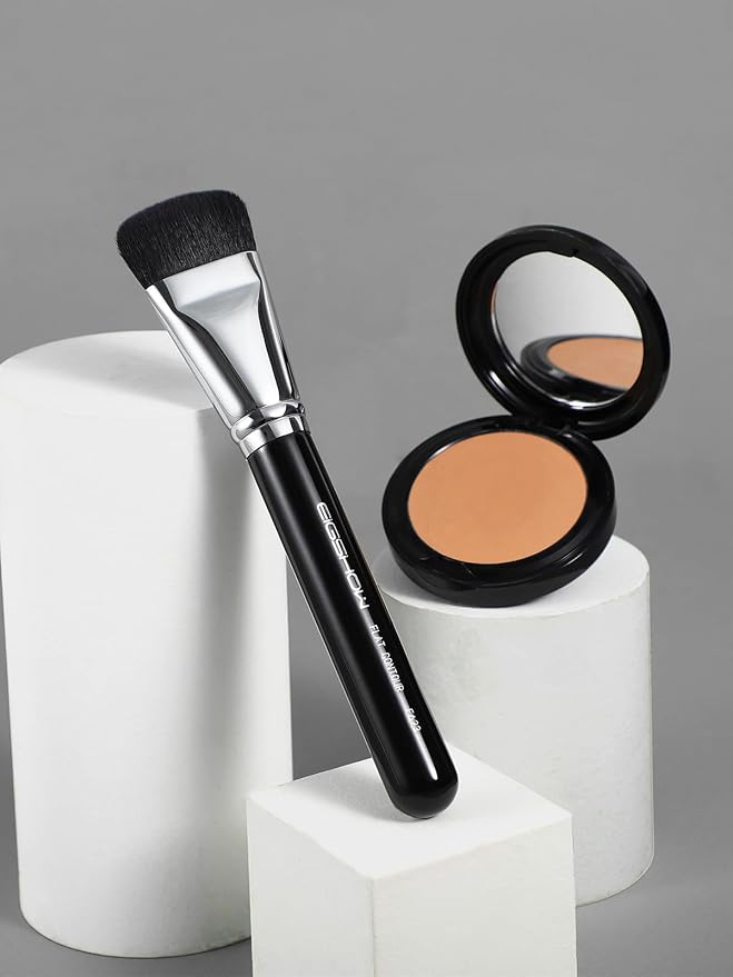 Contour Brush, EigshowBeauty Premium Synthetic Bristles Face Bronzer Brush, Flat makeup brush for Powder Cream Liquid Blending - Vegan & Cruelty-Free Foundation Brush