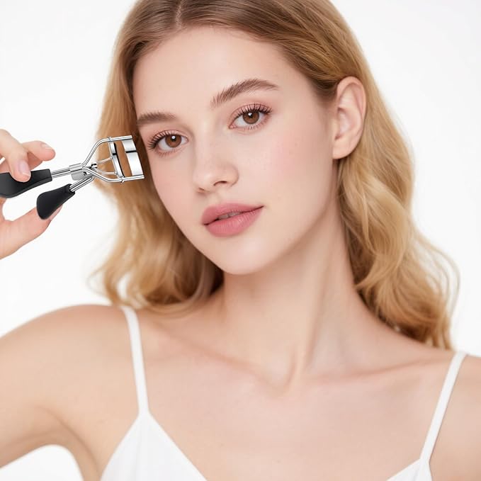 docolor Eyelash Curler with Eyelash Comb, Lash Curler with 8 Pcs Silicone Refill Pads Suitable for All Eye Shapes Curl up to one Day Easy to Operate No Pinching or Pulling Eyelash Eye Makeup Tool