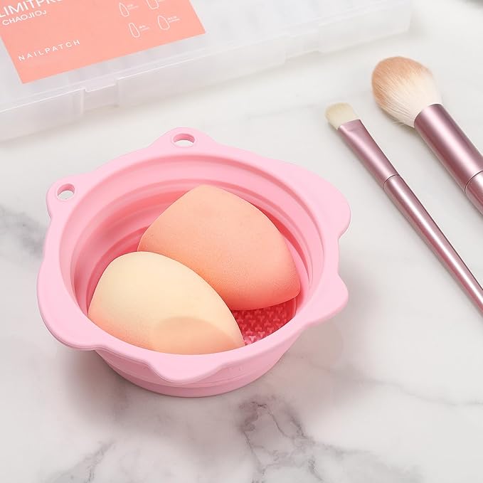 Makeup Brush Cleaner, Etercycle Foldable Silicone Brush Cleaner Bowl Srubber, Portable Washing Tools for Makeup Brush,Powder Puff,Sponge (Light Pink)