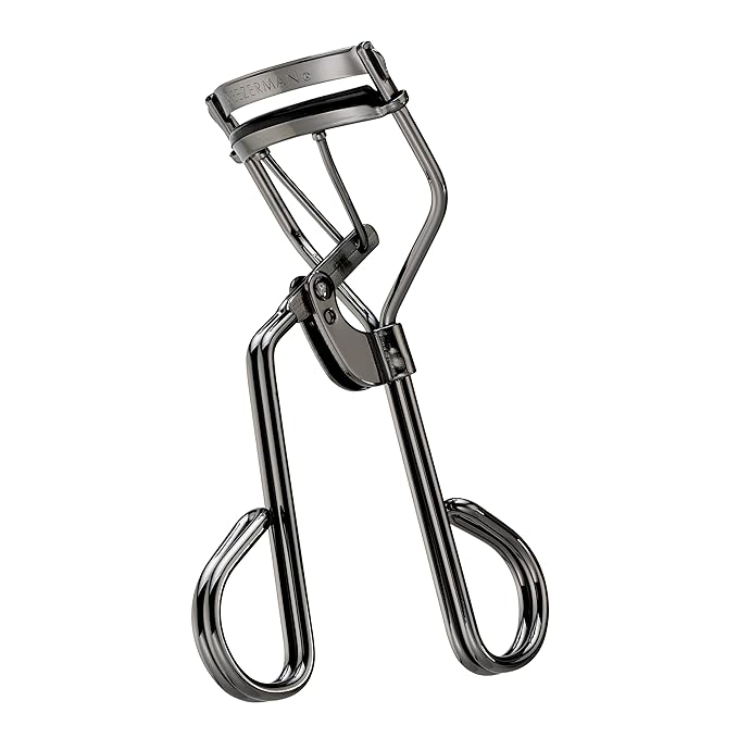 Tweezerman Pro Master Black Eyelash Curler - Designed for Almond-Shaped Eyes
