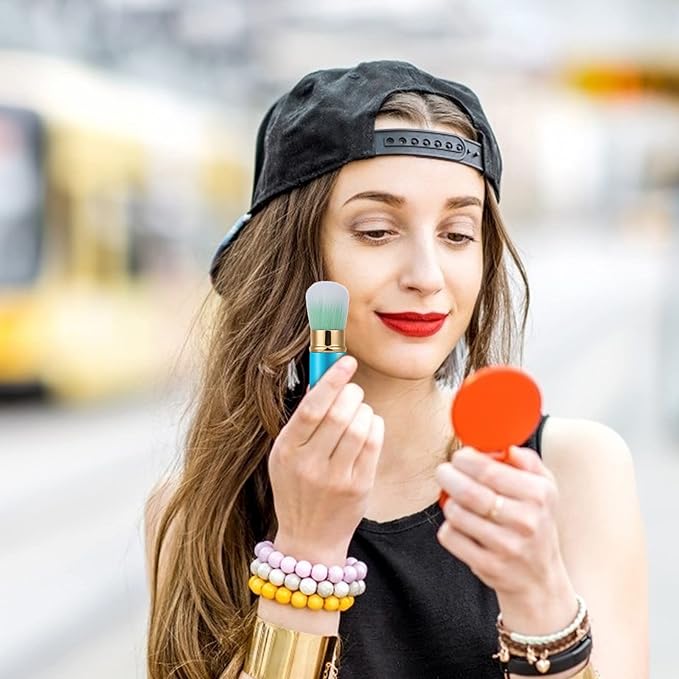 Falliny Retractable Kabuki Makeup Brush, Travel Mini Face Blush Brush, Portable Powder Foundation Sunscreen Brush with Cover for Blush, Bronzer, Buffing, Flawless Powder Cosmetics