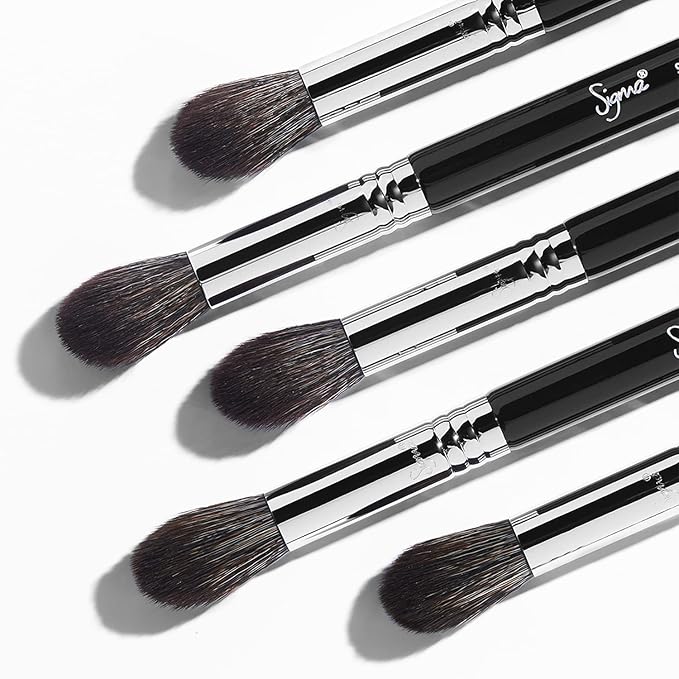Sigma F64 - Soft Blend Concealer Professional Cream, Liquid Face Makeup Synthetic Brush