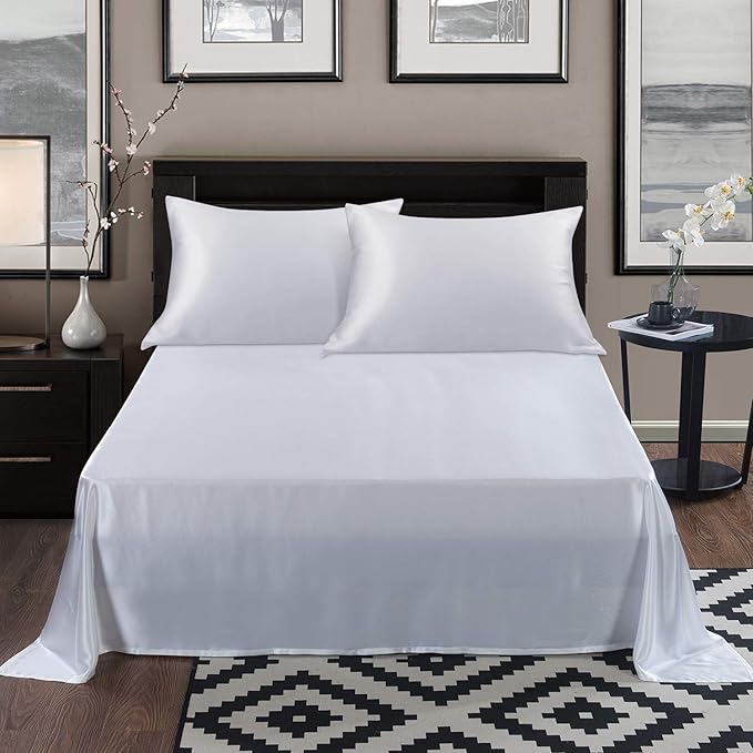 ALASKA BEAR Silk Pillowcase for Hair and Skin, 100% Mulberry Silk Pillow Cases Standard Size for Bliss Sleep with Random Color Scrunchy Gift Set Better Than Poly Satin, Zipper Closure, 1pc, Cool White