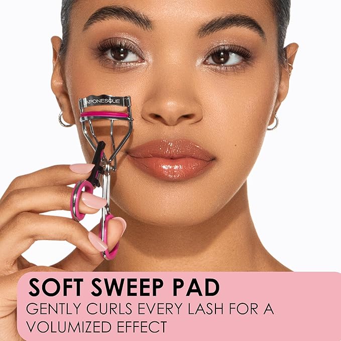 JAPONESQUE Day & Night Eyelash Curler with 2 Unique and Different Lash Pads That Offer Different Lash Curl Effects