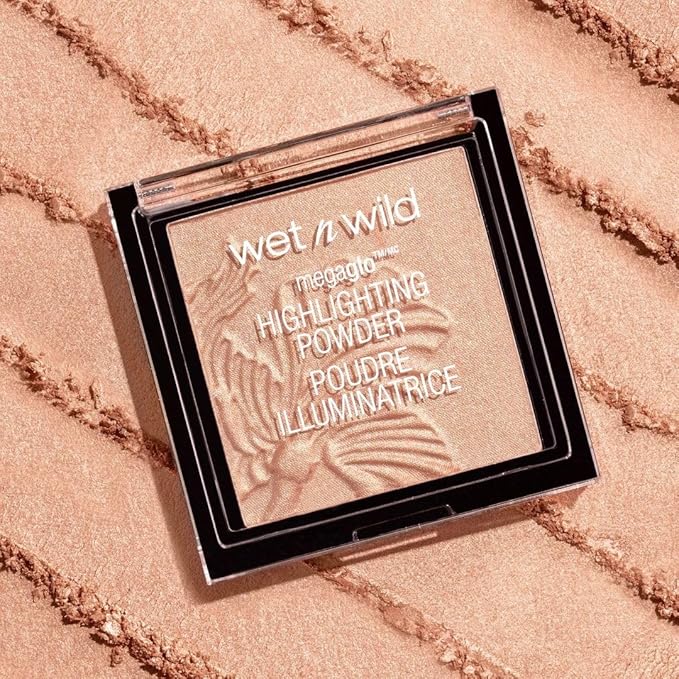 wet n wild MegaGlo Highlighting Powder Warm Gold Golden Flower Crown