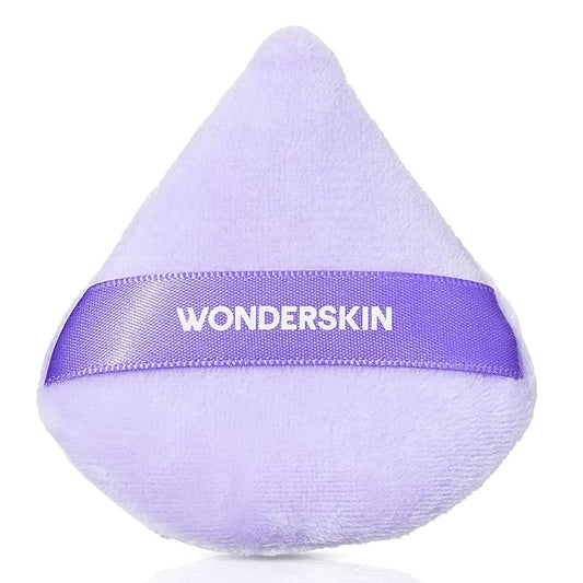 Wonderskin FYP Powder Puff - Triangle, Soft Velour Makeup Puff for Loose or Pressed Setting Powder