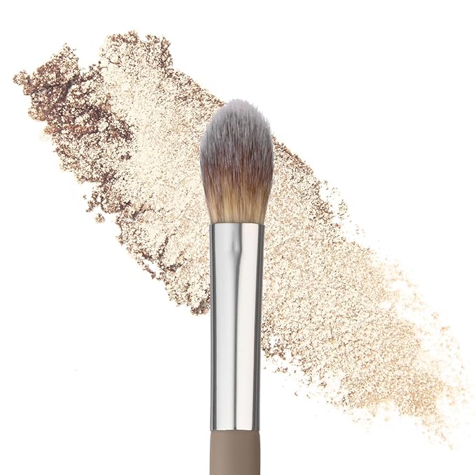 Sandstone Scandinavia Soft Collection Makeup Brush - Professional Premium Highlighter brush for applying and blending highlighter. Ultra soft bristles. Vegan Makeup brush for all skin types
