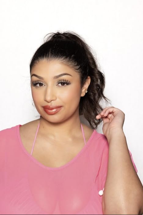 ShikSona Full Coverage Split Bullet Matte Lipstick | Vegan | Gluten, Paraben and Cruelty Free, Creamy Lipstick in a Shimmer Peach/Cherry Red-Pink Matte combo (Working Vacation)