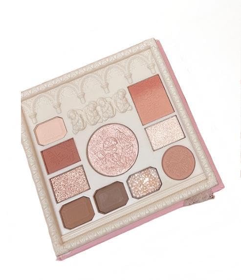 Embossed Angel Eyeshadow Palette - 10 Multi-Use Shades for Eyes, Cheeks & Glow（Embossed Angel Eyeshadow Palette + Eyeline Brush）
