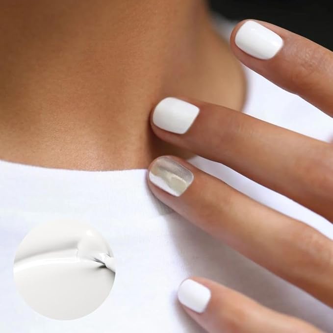 Manucurist - Green Snow Nail Polish - White - 9-Free, Vegan and Plant-Based - Quick Dry Nail Polish Manicure - Made in France - 0.5 fl oz