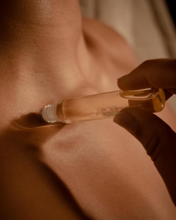 Aromatherapy Associates Deep Relax Roller Ball. Premium Blend of Vetivert, Chamomile and Sandalwood Essential Oils to Relax and Calm on The Go (0.34 fl oz)