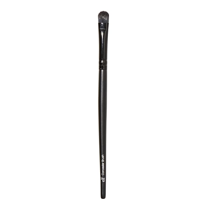 e.l.f. Concealer Brush, Flat Makeup Brush For Concealing Imperfections, Vegan & Cruelty-Free