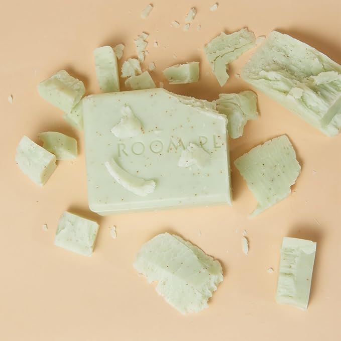 YESUN Fragrance Bar Soap, Big Brick of Bath Soap,Made with Organic Oils, 3-pack,1.3lb,Natural Soap Bar,Moisturizing clean, Floral Scent,Walnut Powder Exfoliates ROOMPLUS(Gardenia,Jasmine,vanilla)