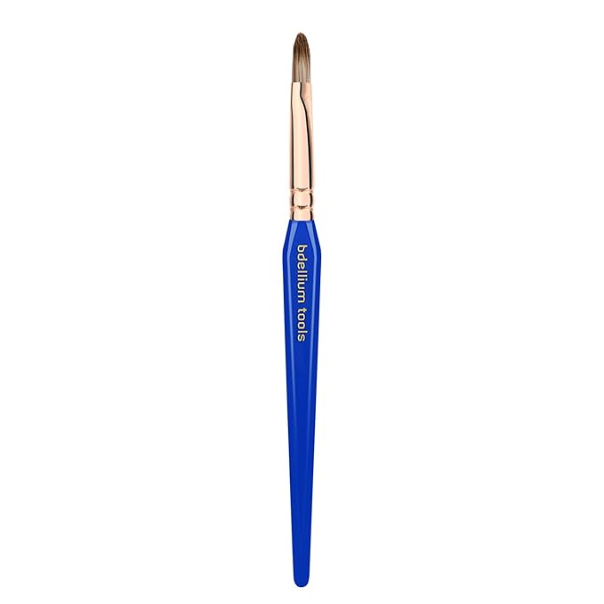 Bdellium Tools Professional Makeup Brush - Golden Triangle 934 Precision Concealer - With All Vegan and Soft Synthetic Fibers, For Concealing (Blue, 1pc)