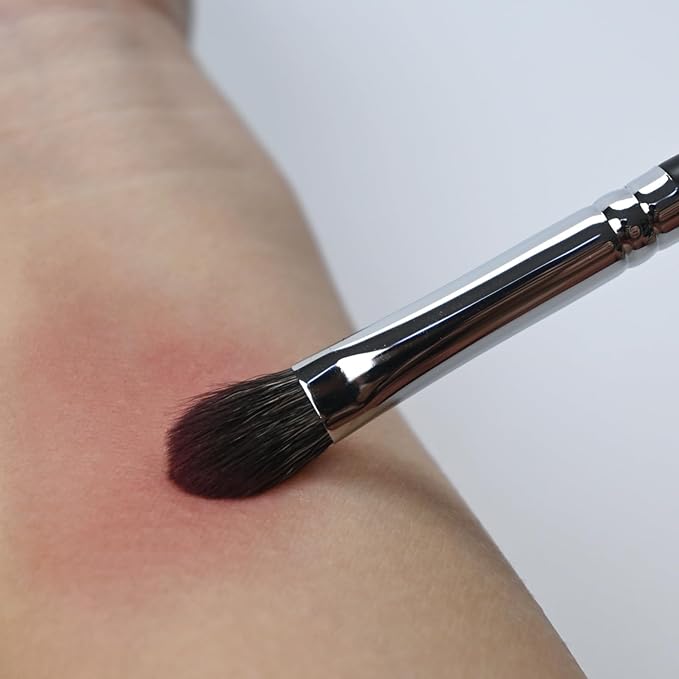 7-Piece Professional Eye Brush Set with Natural Goat Hair Bristles and Synthetic Fibers， Eyeshadow, Eyeliner, Concealer, and Precise Makeup Application，Super Soft Bristles, Labled Brush Handle