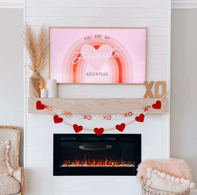 Valentine's Day Heart Decorations, Felt Hearts Wood Bead Garland Banner for Valentine's Day Decor