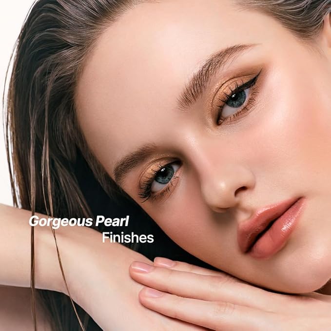 dasique Shadow Palette #15 Beige Knit l Vegan, Cruelty-Free l 9 Blendable Shades in Smooth Matte and Shimmer Finishes with Gorgeous Pearls