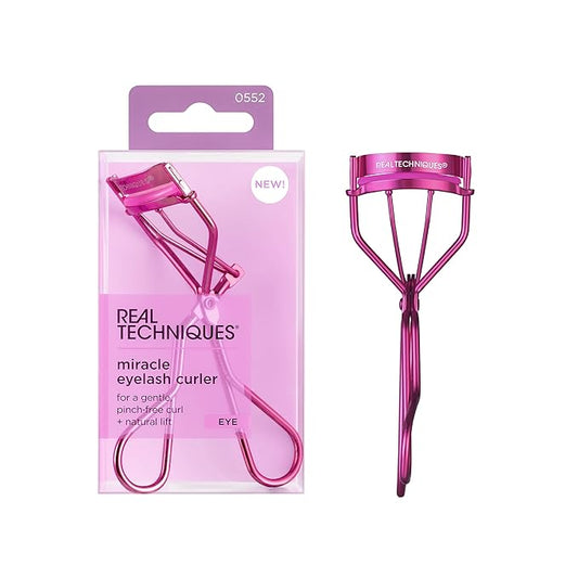 Real Techniques Miracle Eyelash Curler, Gentle Lash Tool for Lifted Lashes, Use with Mascara for Extra Volume, Travel-Size Lash Curler, Comfort Grip & Pinch-Free Design, Pink, Cruelty-Free, 1 Count
