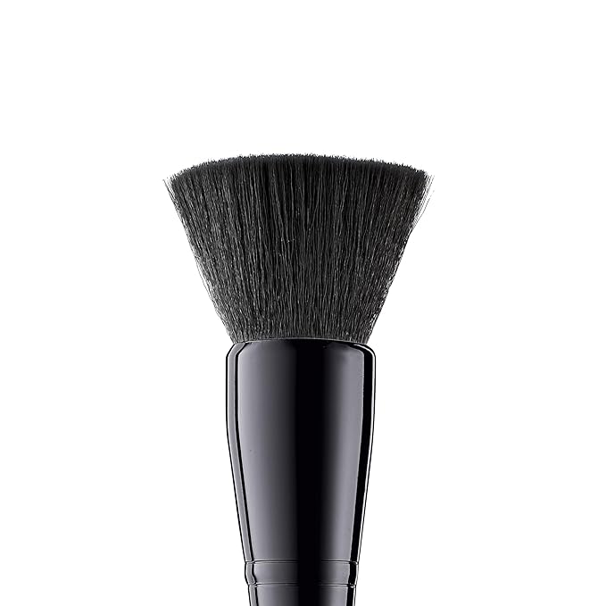 e.l.f. Powder Brush, Versatile Makeup Brush For Powder Or Blush, Creates A Sculpted Look, Made With Synthetic Bristles, Vegan & Cruelty-Free