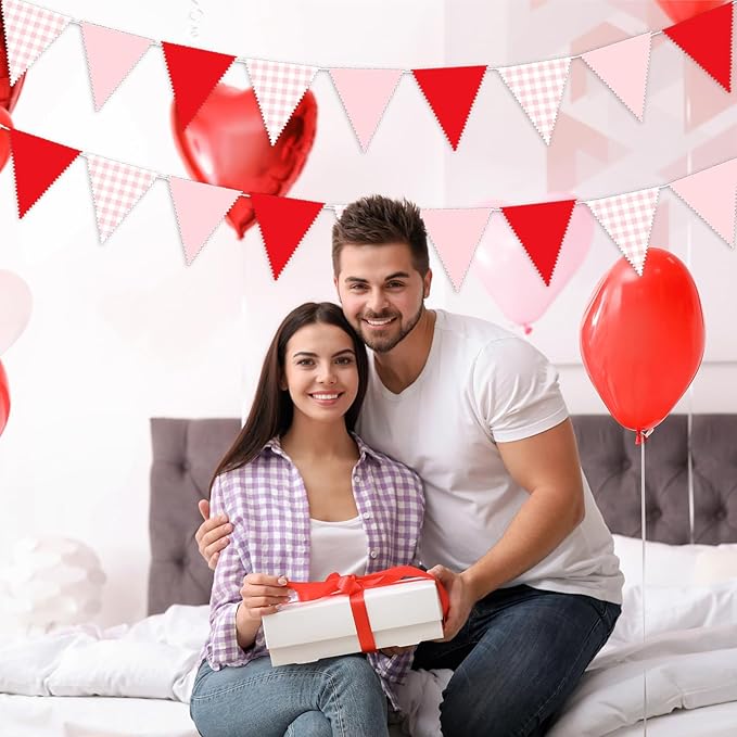 33 Ft Valentine's Day Hanging Banner Decoration Triangle Flag Red Pink Pennant Plaid Fabric Bunting Garland for Anniversary Wedding Baby Shower Party Supplies