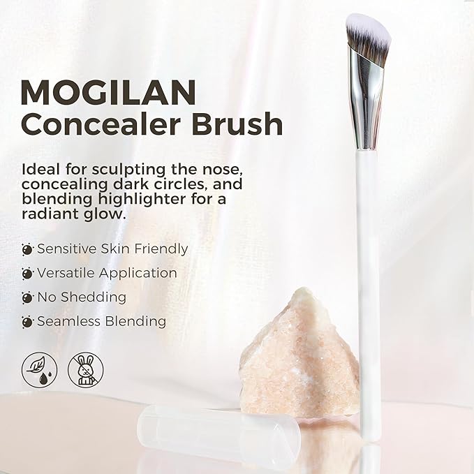 Angled Concealer Brush with Protective Cover – Professional Makeup Brush for Under Eye Concealer, Nose Contour, Blending & Foundation, Soft Synthetic Bristles for Sensitive Skin(White)