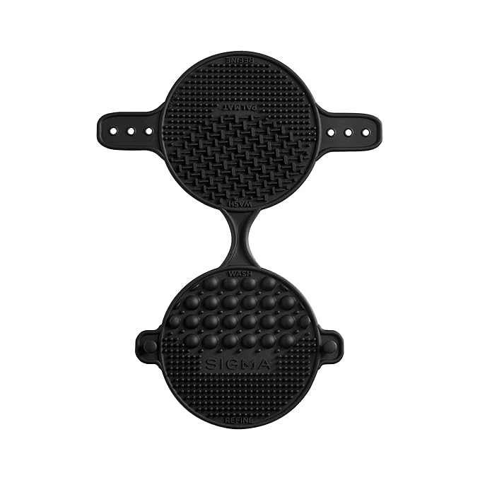 Sigma Beauty - Palmat® - Makeup Brush Cleaner - Perfect for Travel and On the Go - Palm Sized - Black