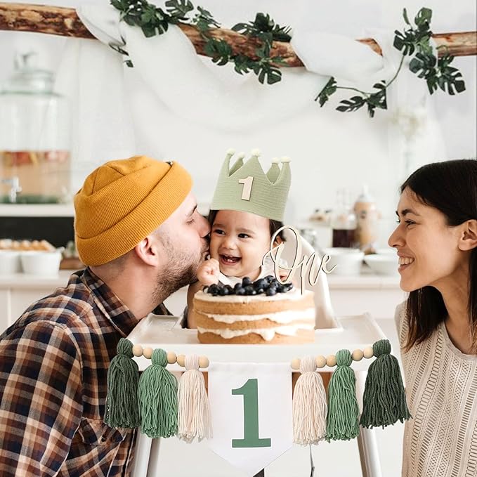 Wild One High Chair Banner For 1st Birthday Party Decorations With Green Wood Bead Tassel Garland Crown Hat Wooden Cake Topper