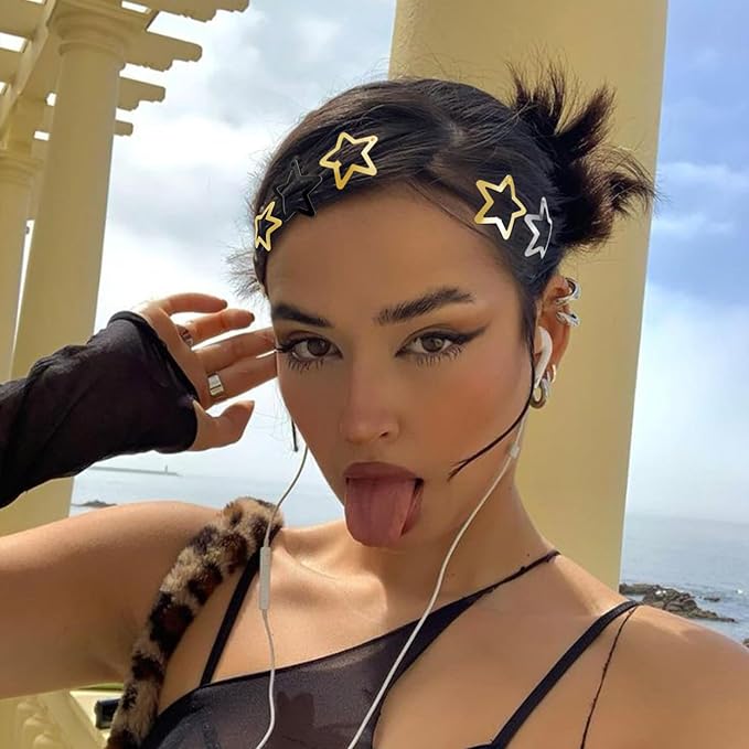 Star Hair Clips 2000s Y2K Snap Hair Barrettes Non Slip Star Hair Accessories Black Gold Silver Metal Hair Clips for Girls Women -30 PCS 1.18"