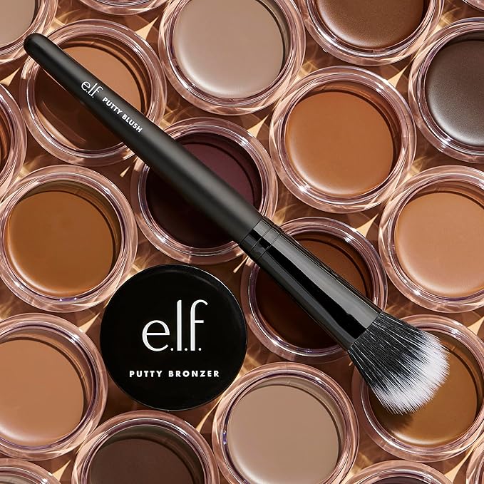 e.l.f. Putty Blush Brush, Makeup Brush For Putty & Cream Formulas, Easily Applies Blush & Bronzer For An Airbrushed Look, Vegan & Cruelty-Free