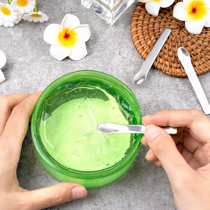 3pcs Mini Metal Makeup Spatula, Reusable Cosmetic Cream Spatulas Spoon, Skincare Scoop Applicator Facial Massage Beauty Tools for Mixing and Sampling Face Eye Cream- Silver