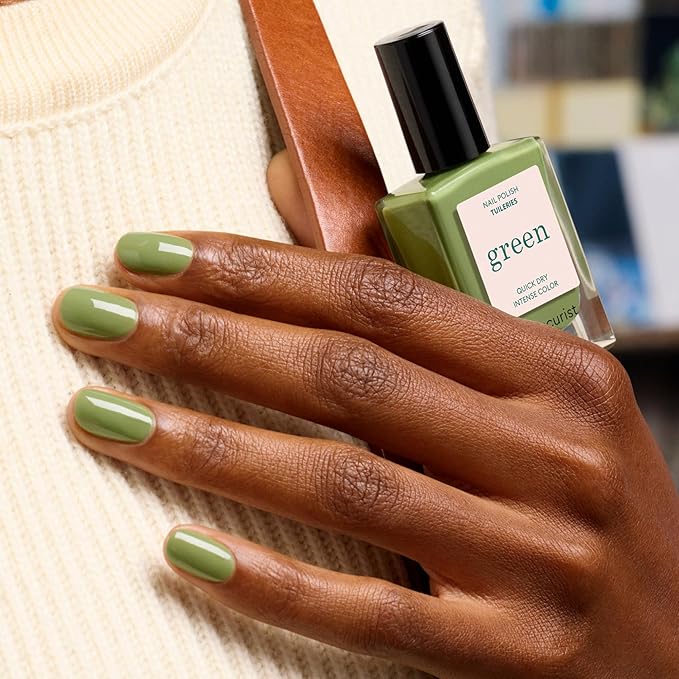 Manucurist Green Tuileries - Green Nail Polish - 9-Free, Vegan and Plant-Based - Quick Dry Manicure - Non Toxic - Made in France - 0.5 fl oz