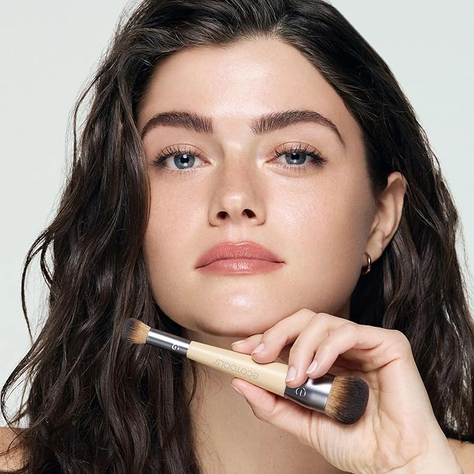 EcoTools Blend + Conceal Dual-Ended Makeup Brush, Foundation & Concealer Brush For Liquid & Cream Formulas, Face Makeup Brush, Synthetic Bristles, Vegan & Cruelty-Free, Travel & Eco-Friendly, 1 Count