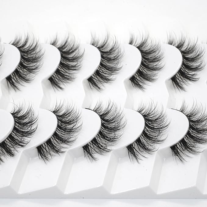 3D Clear Band False EyeLashes C/D Curl Soft Faux Mink Lashes Natural Look Cat Eye Fake lashes Short Russian Strip Lashes 7 Pairs-Happy Heartbeat(No.213)